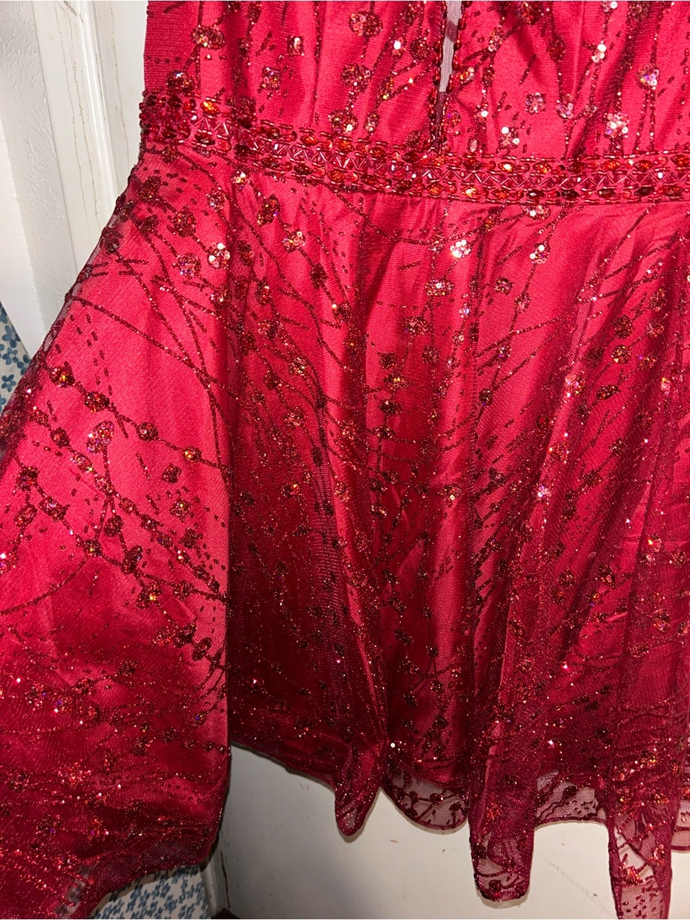 Red Dress - Picture 4 of 6